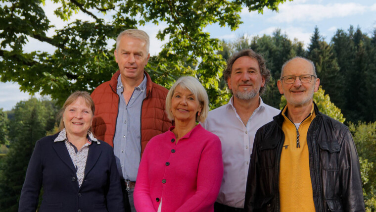 Margit Lätsch, Susanne Ehegartner, Josef Hauser, Stephan Speth, Jürgen Bigott (von links nach rechts) Margit Lätsch, Susanne Ehegartner, Josef Hauser, Stephan Speth, Jürgen Bigott (von links nach rechts)